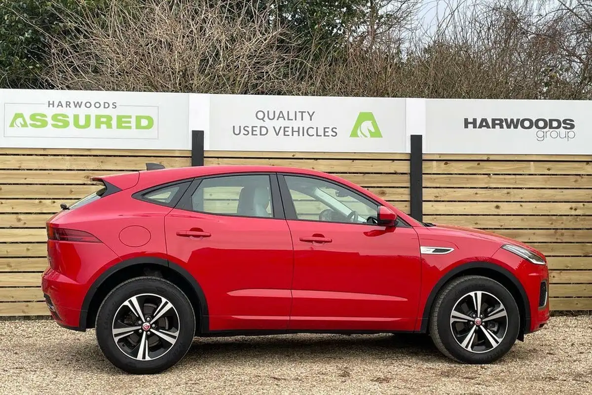 2022-jaguar-e-pace-20-d200-r-dynamic-s-big-1