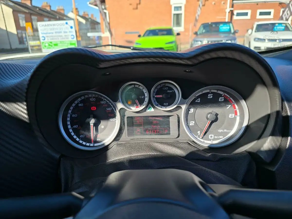 2016-alfa-romeo-mito-14-quadrifoglio-verde-big-19