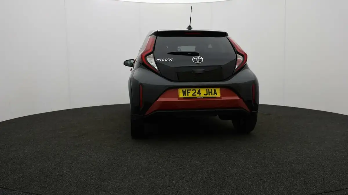 2024-toyota-aygo-x-10-vvt-i-edge-big-42