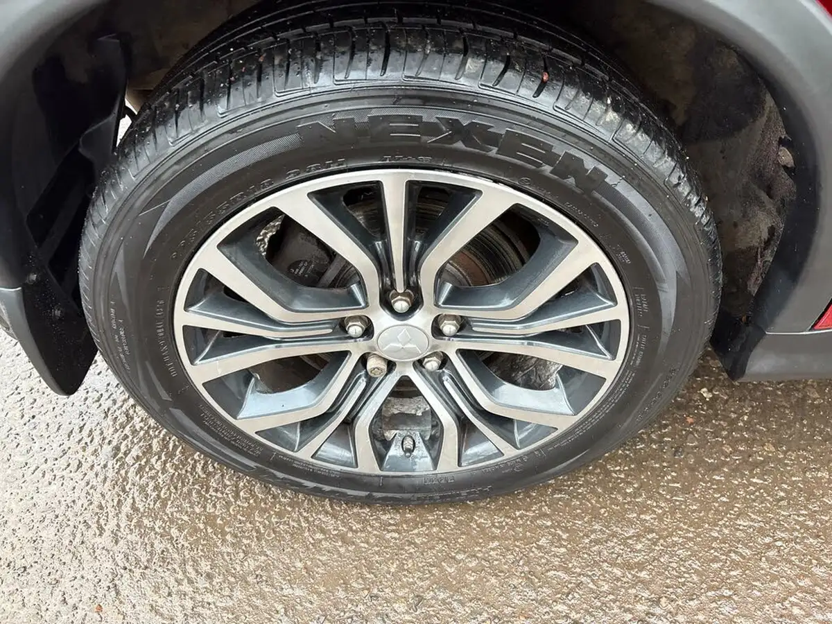 2015-mitsubishi-asx-22di-d-zc-h-big-43