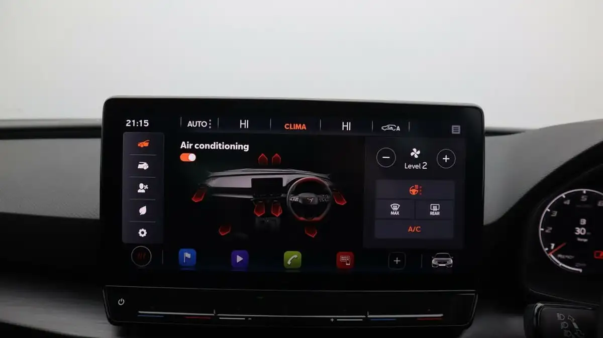 2023-cupra-leon-nf-15-etsi-v1-hatchback-big-12