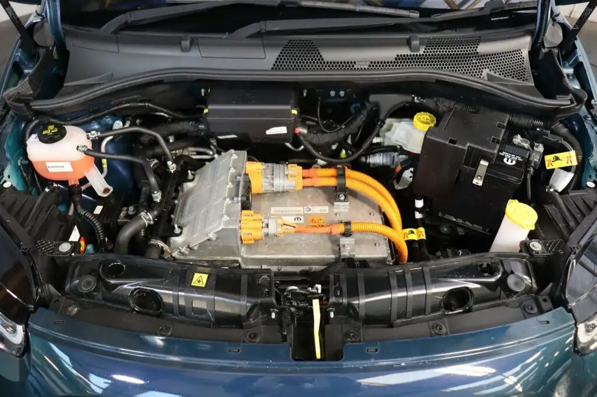 2021-fiat-500-e-la-prima-big-35