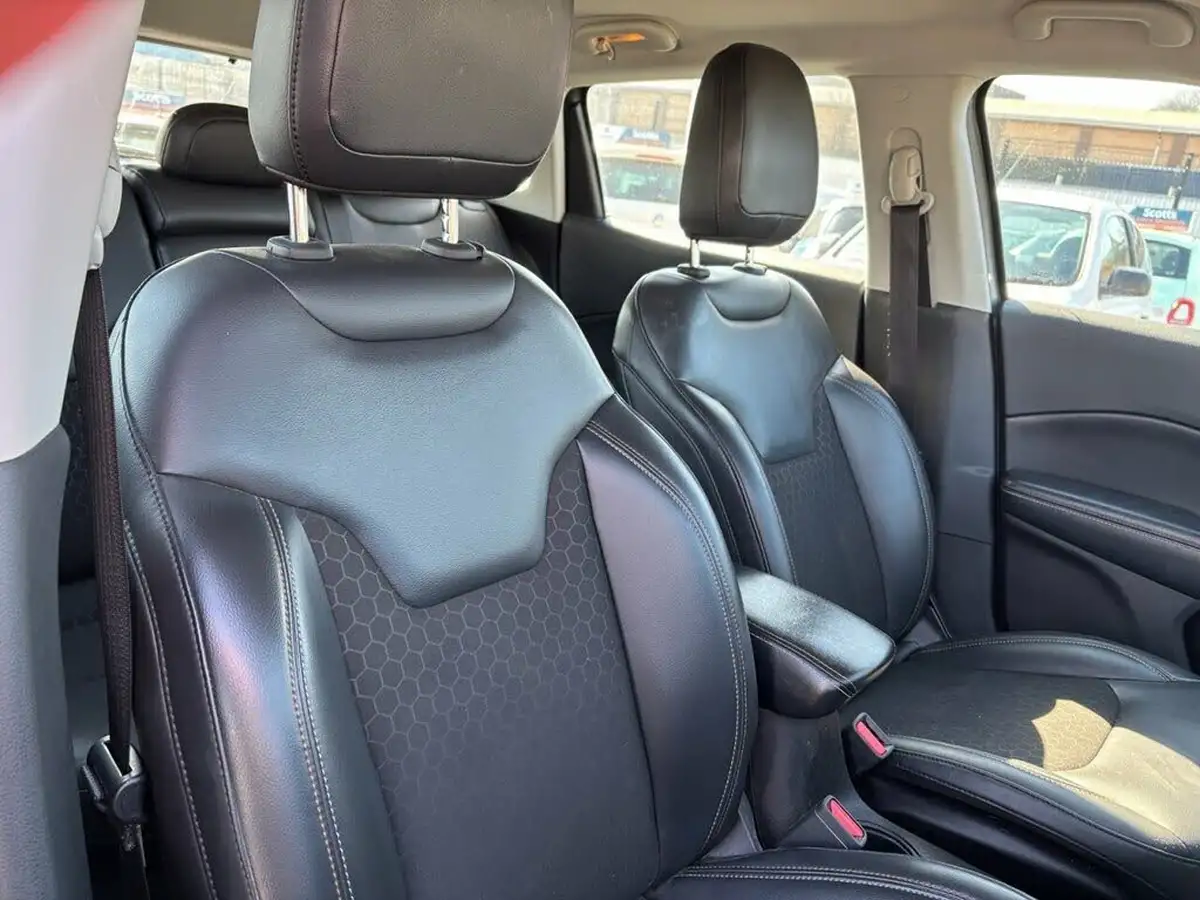 2019-jeep-compass-14-multiair-ii-longitude-big-11