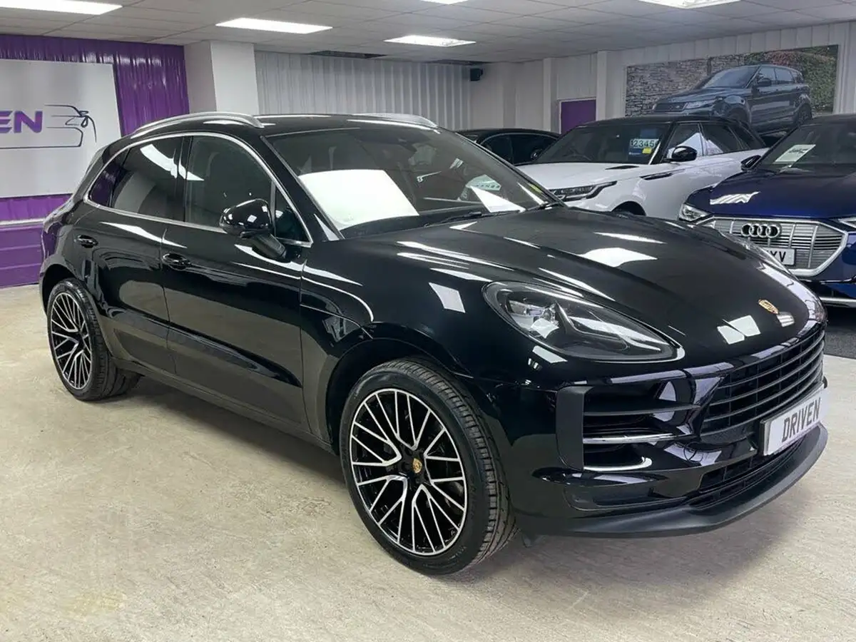 2020-porsche-macan-30-s-big-6