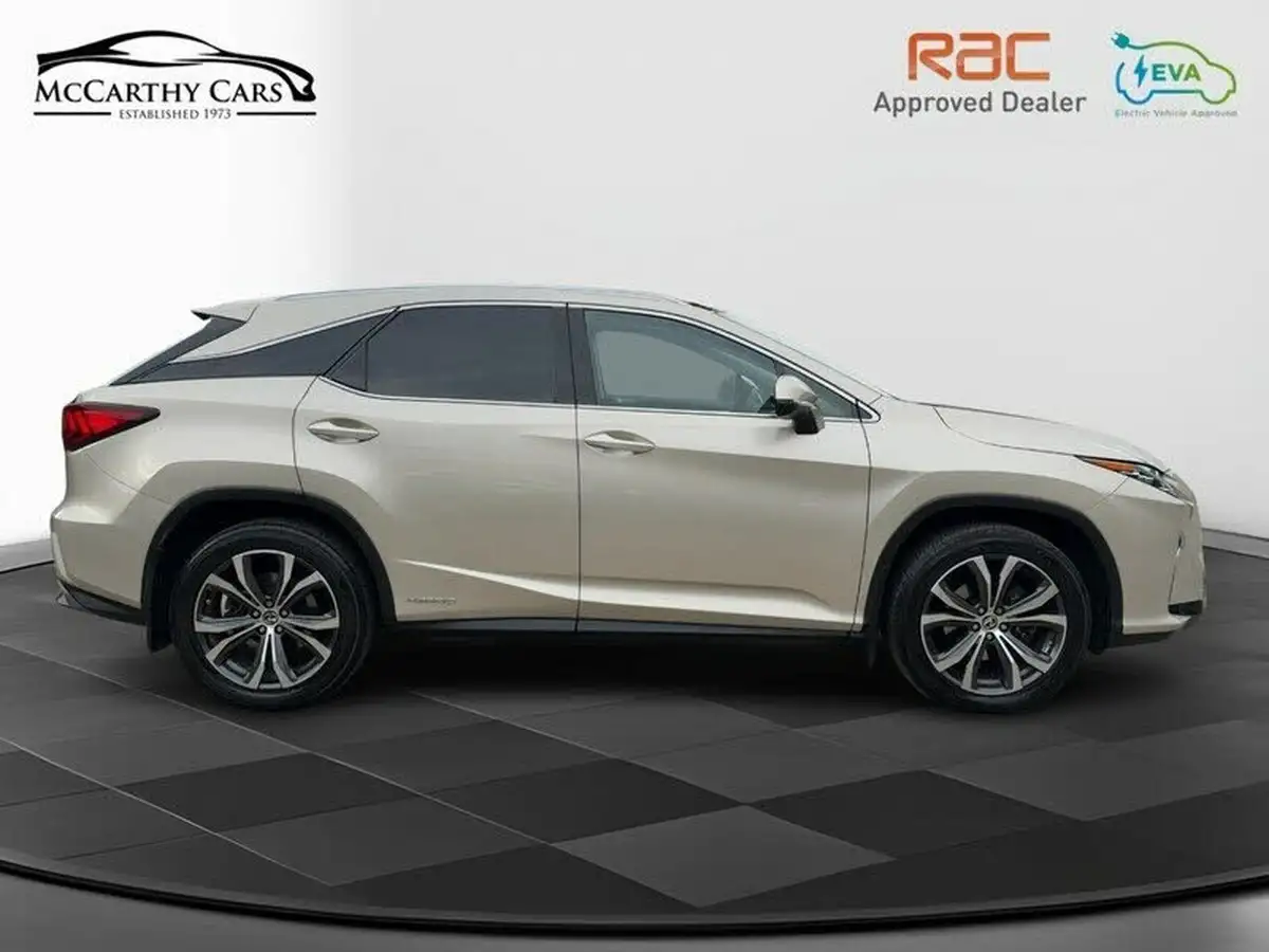 2018-lexus-rx-450h-35-luxury-big-11