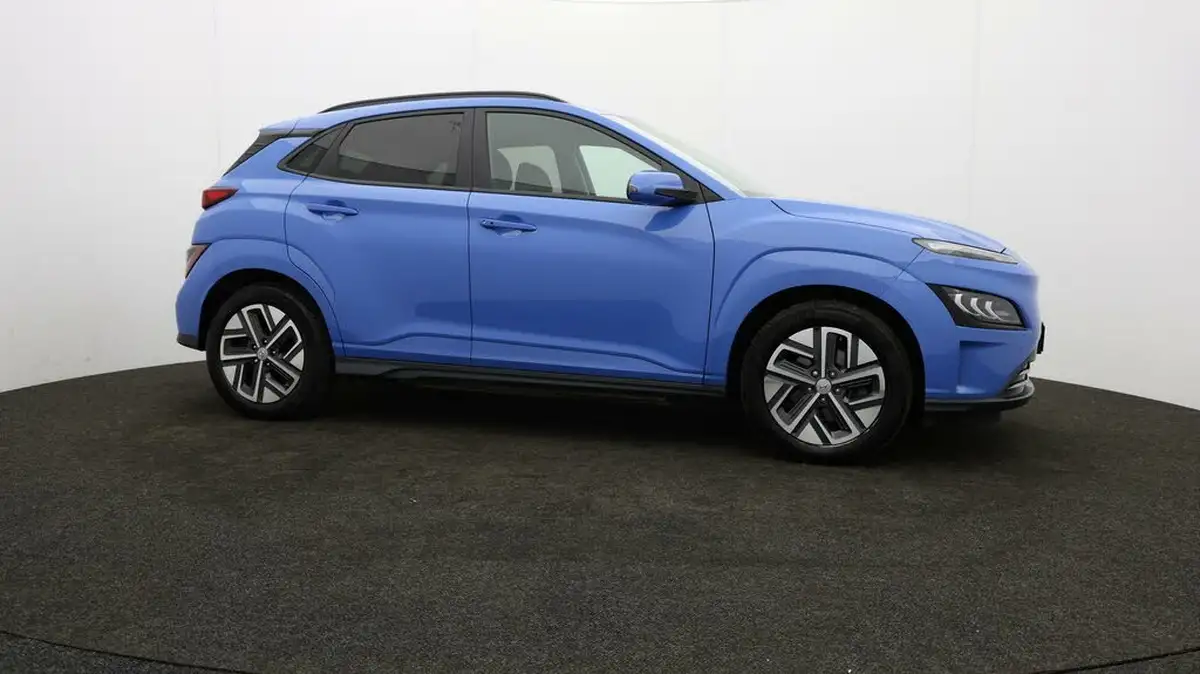 2022-hyundai-kona-e-premium-204ps-64kwh-7kw-obc-big-35