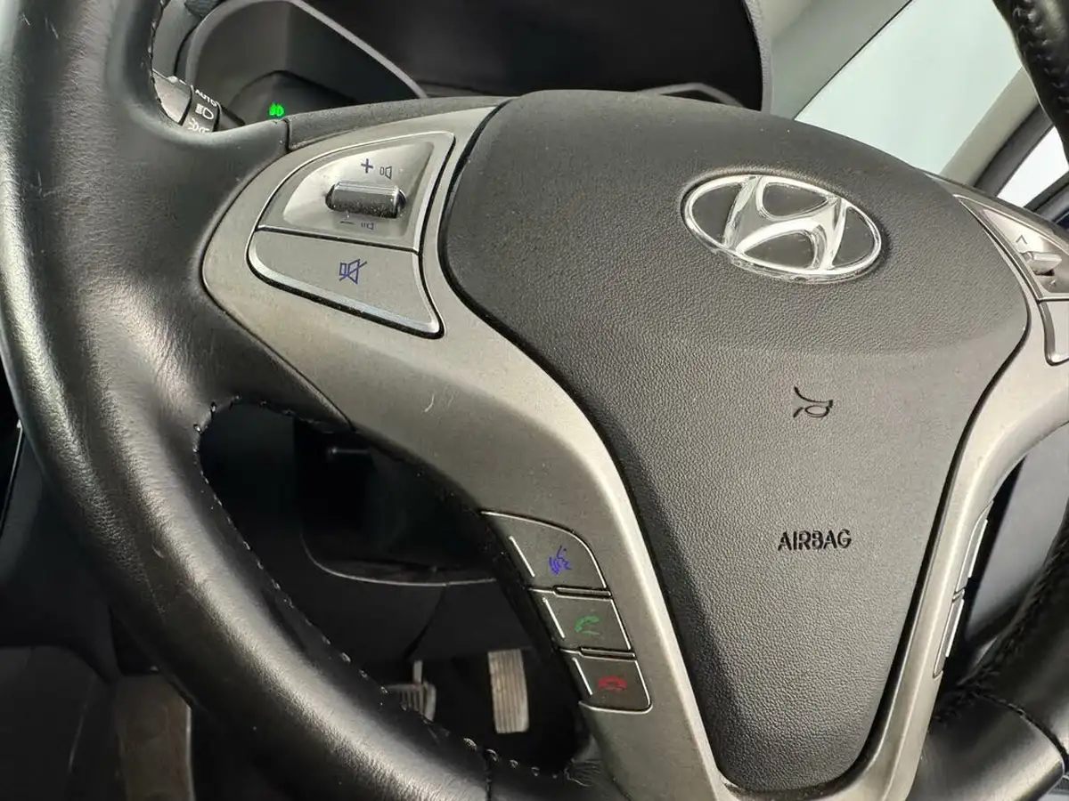 2019-hyundai-ix20-16-se-auto-big-23