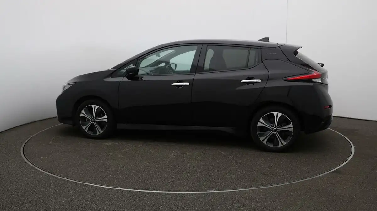 2021-nissan-leaf-e-10-40kwh-big-53