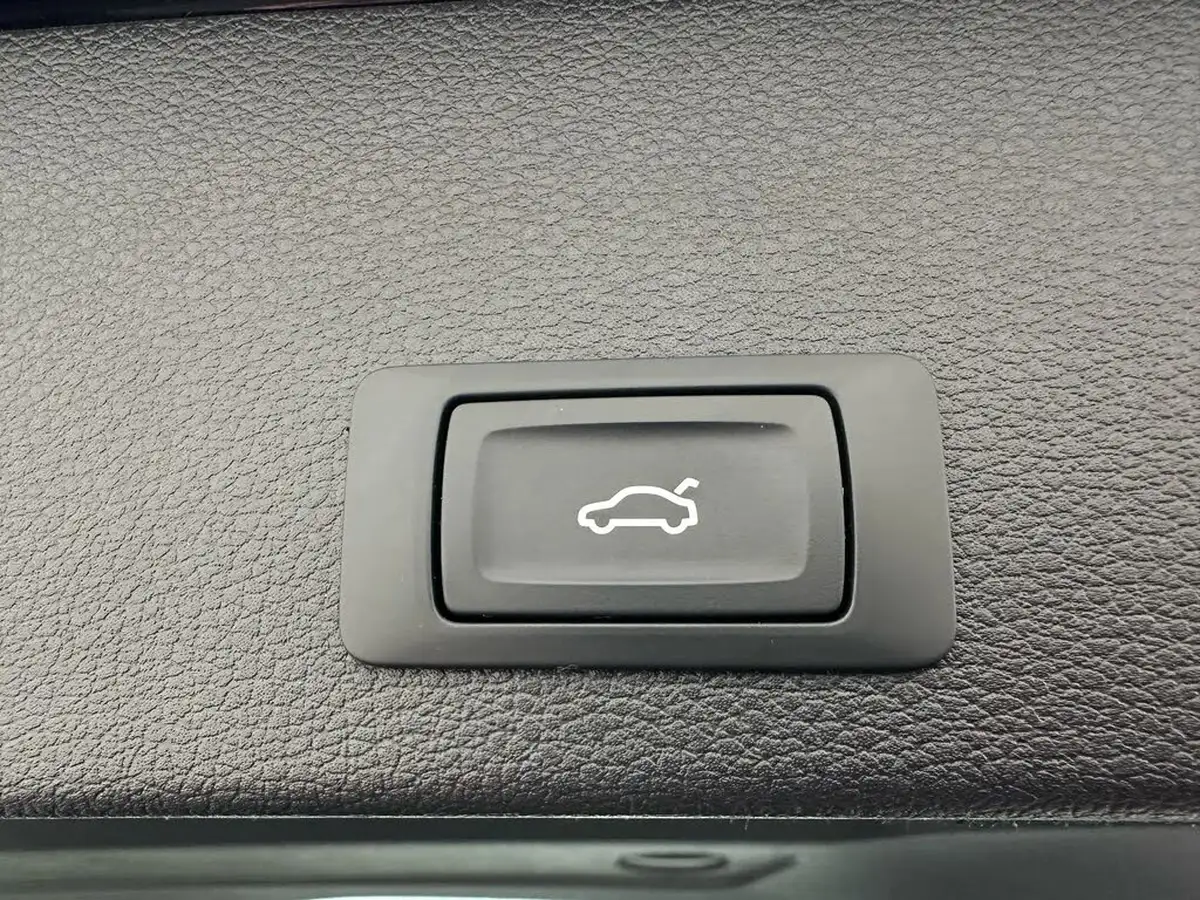 2019-audi-q2-16-30-tdi-sport-big-35