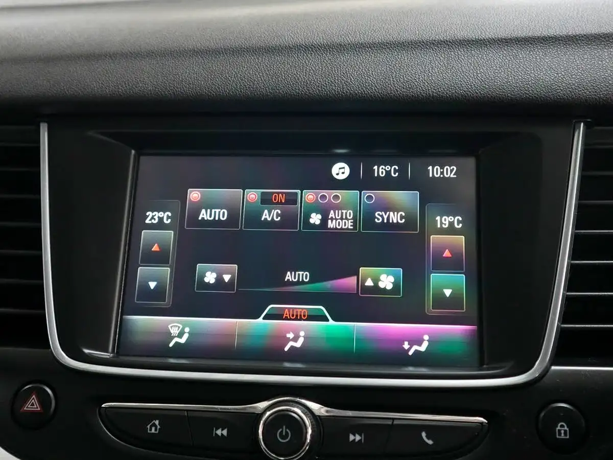 2018-vauxhall-grandland-x-12-se-130ps-big-30