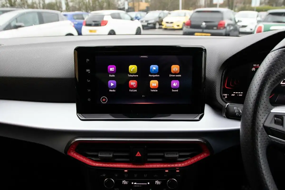 2023-seat-ibiza-10-mpi-fr-big-23