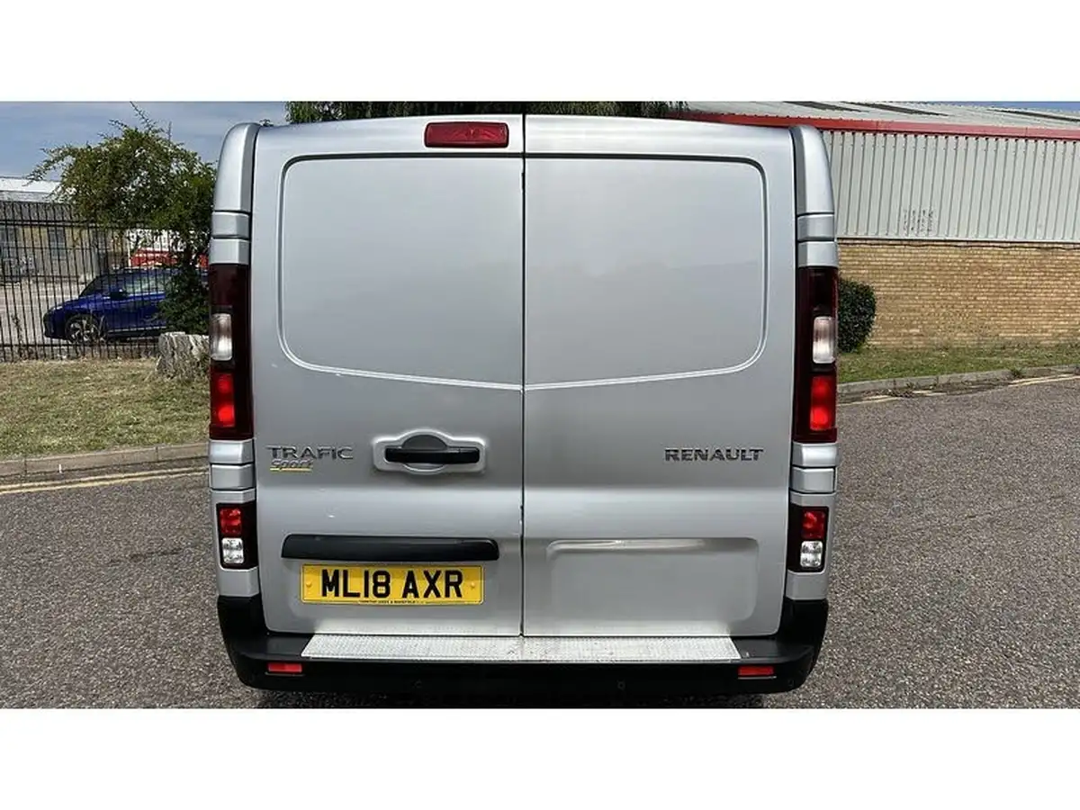 2018-renault-trafic-16dci-ll29-125-sport-nav-energy-125-e6-panel-van-big-7