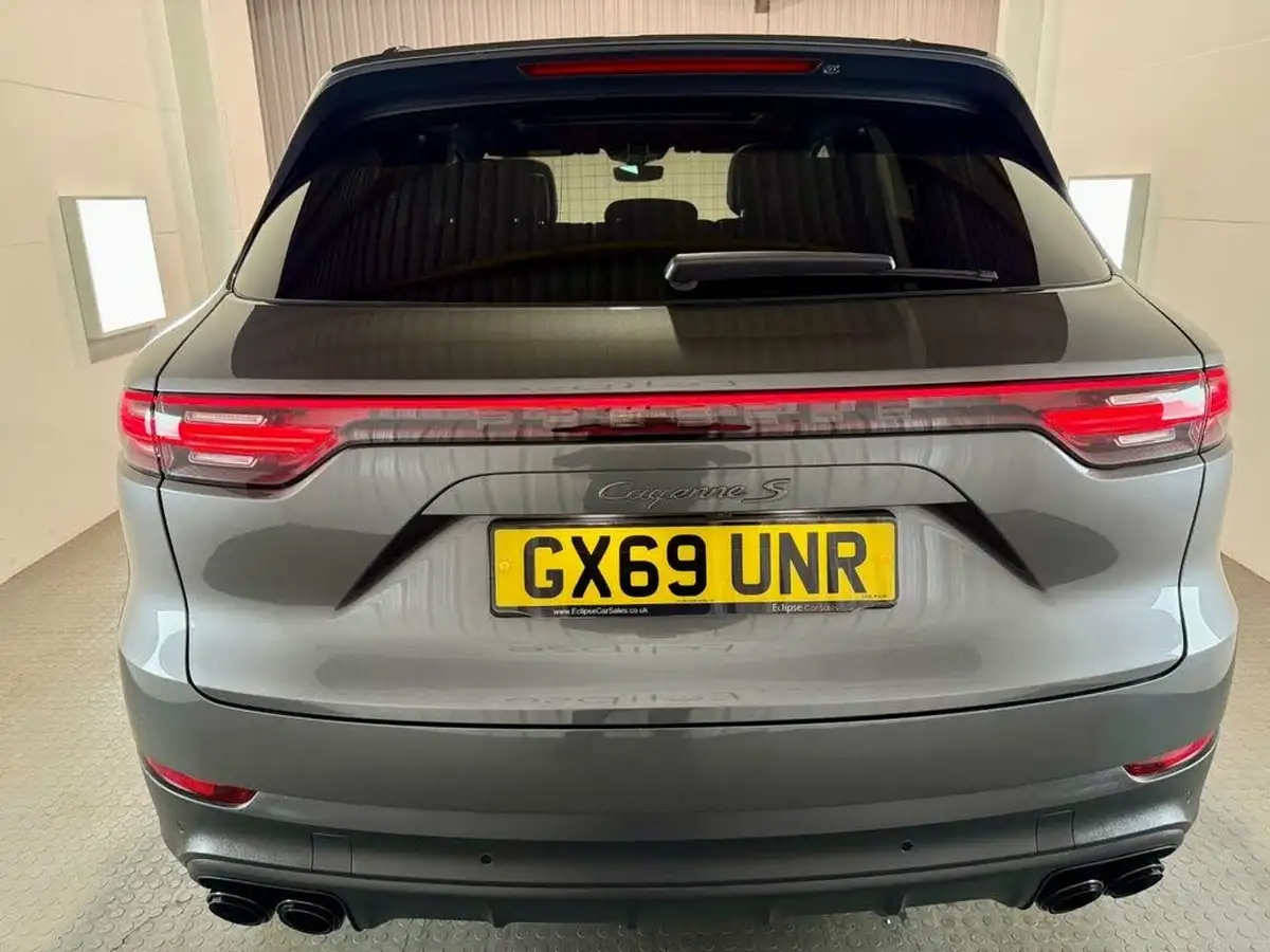 2019-porsche-cayenne-30-v6-s-big-6