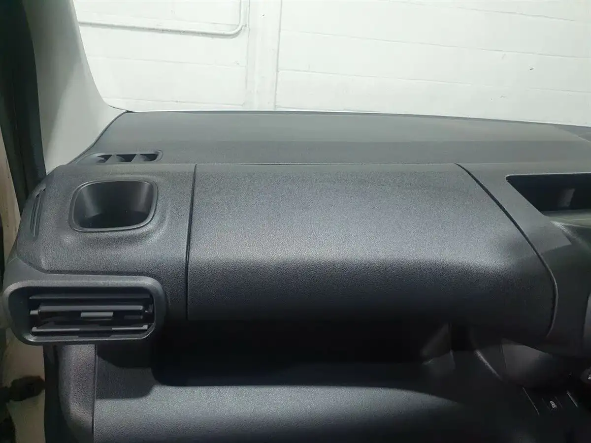 2019-vauxhall-combo-16cdti-edition-2300-100pseu6-l2h1-panel-big-36