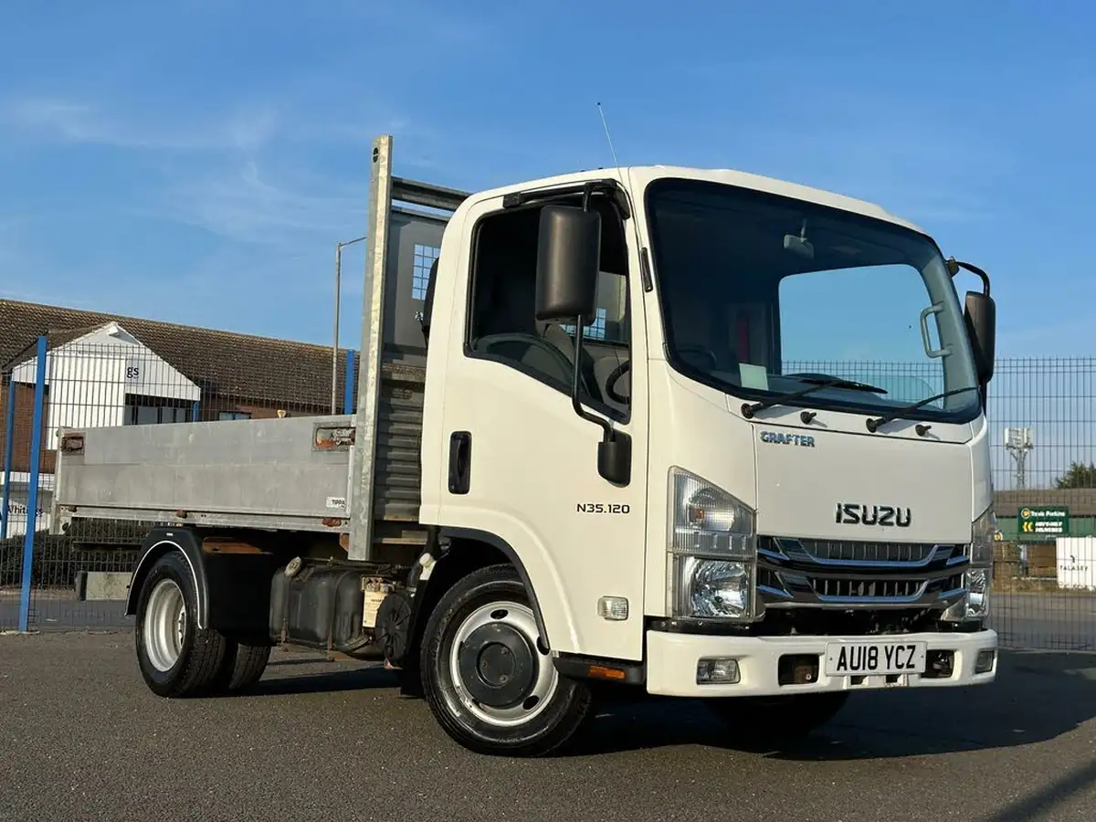 2017-isuzu-truck-n-30td-n35120-s-grafter-dropside-truck-big-0