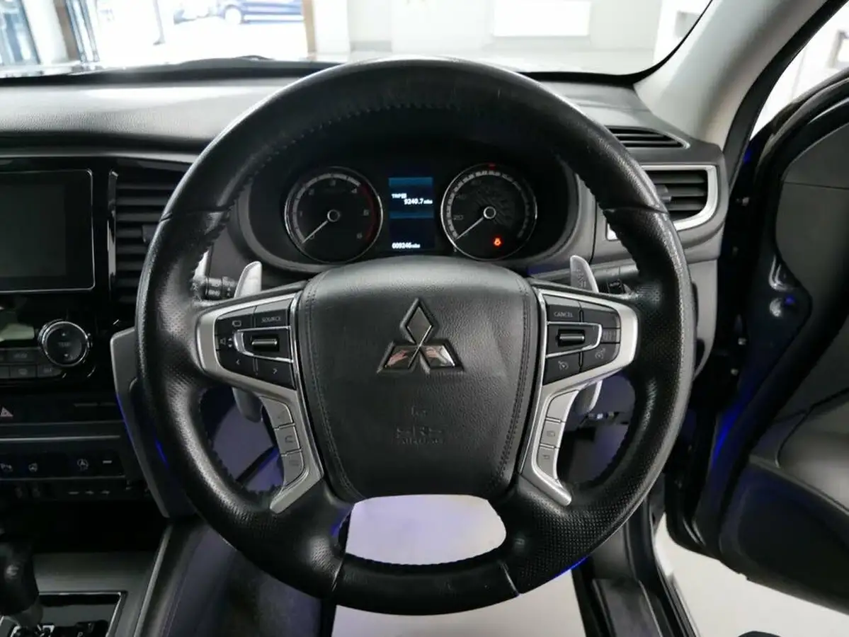 2020-mitsubishi-l200-22di-d-barbarian-x-big-38