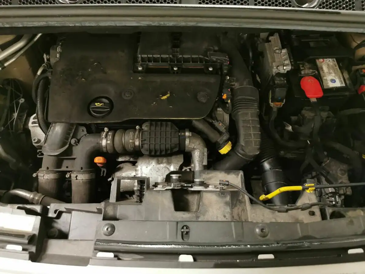 2019-vauxhall-combo-16cdti-sportive-2000-big-37