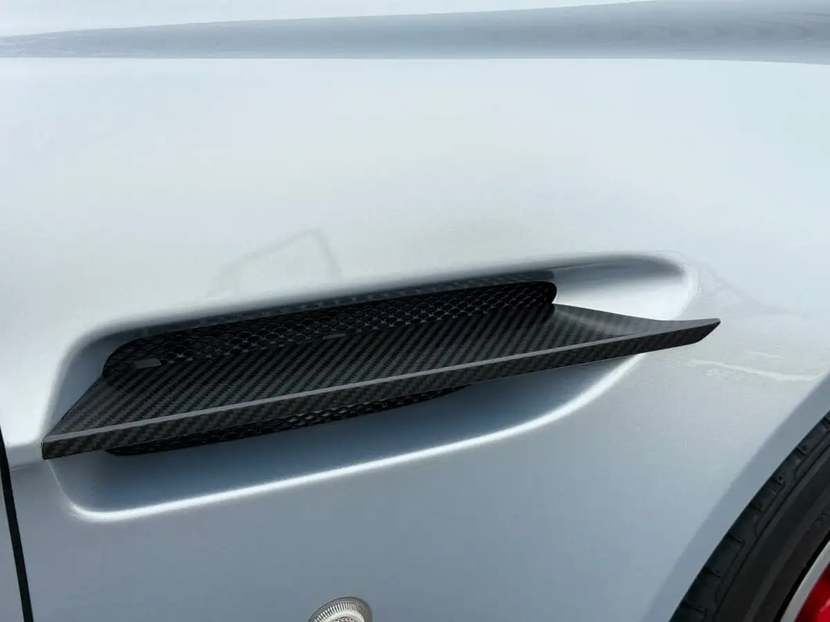 2017-aston-martin-vantage-47-v8-vantage-s-coupe-sportshift-ii-big-18