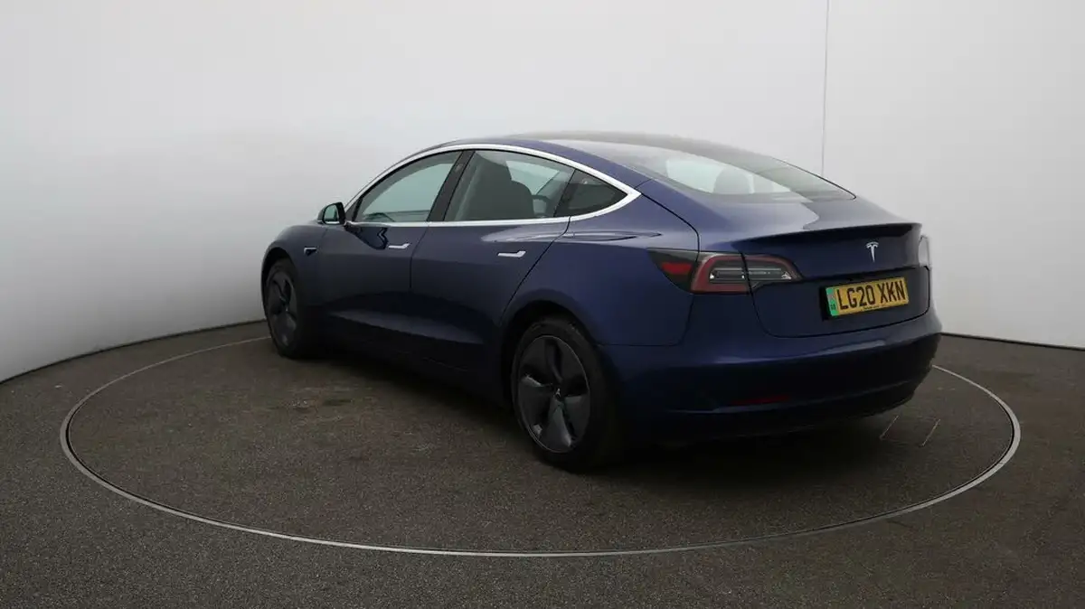 2020-tesla-model-3-e-standard-plus-big-53