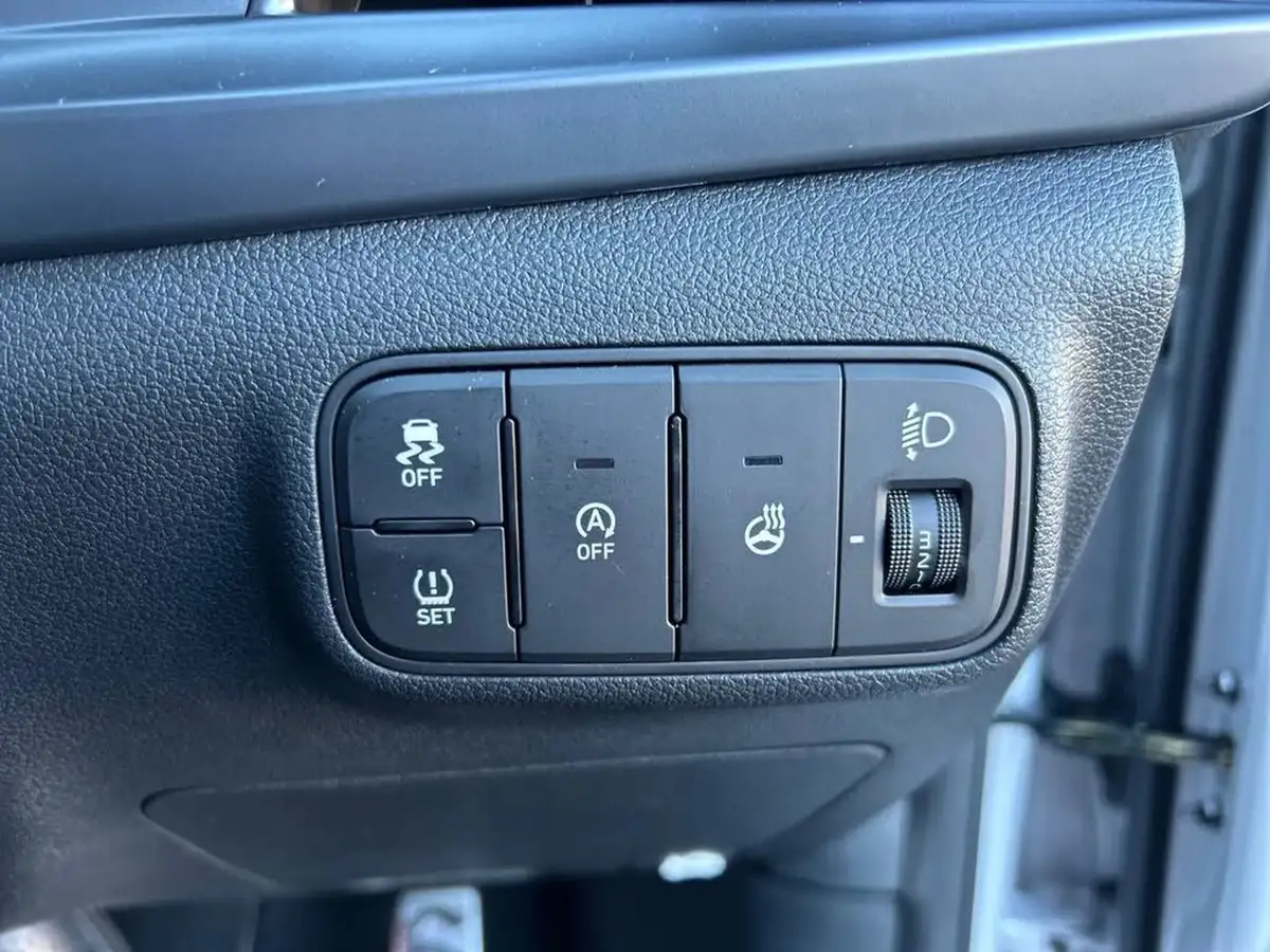 2024-hyundai-i20-10-t-gdi-n-line-s-big-26