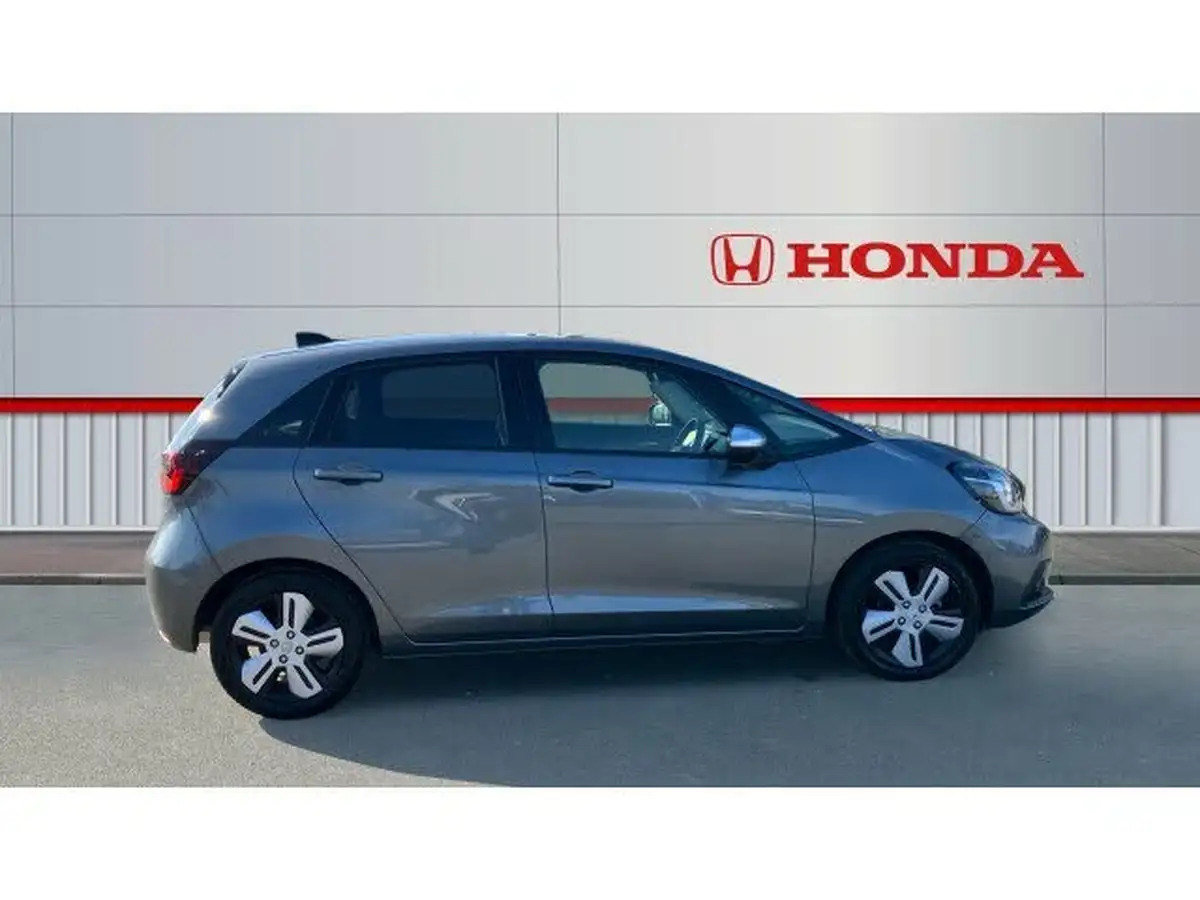 2021-honda-jazz-15-i-mmd-ex-107ps-big-4