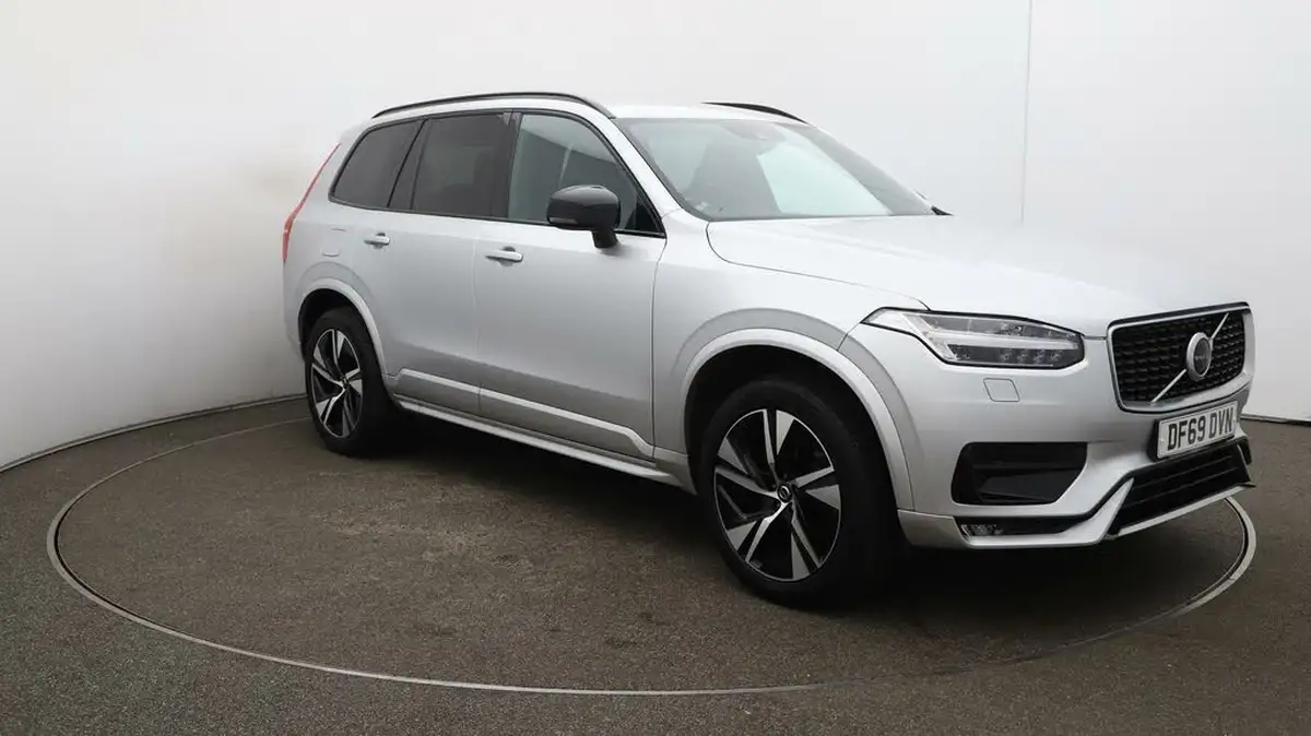 2019-volvo-xc90-20td-b5-r-design-big-1
