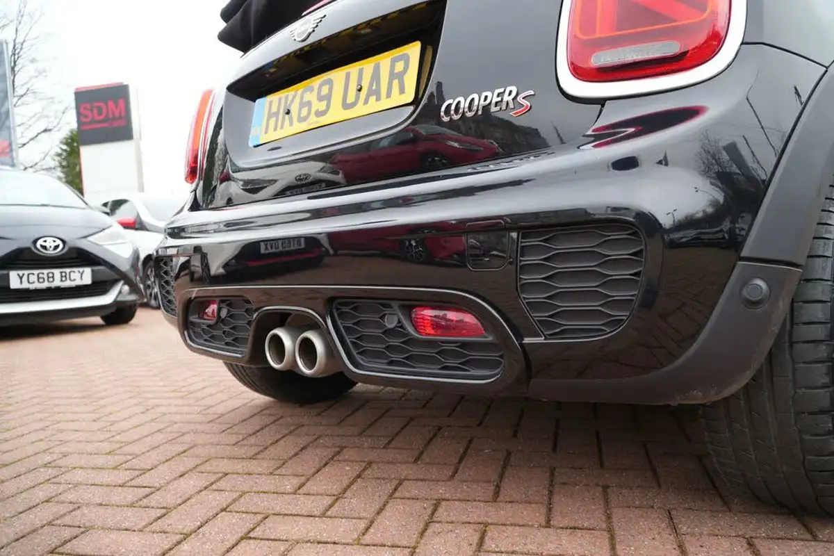 2019-mini-cooper-20-cooper-s-sport-189bhp-convertible-2d-big-46