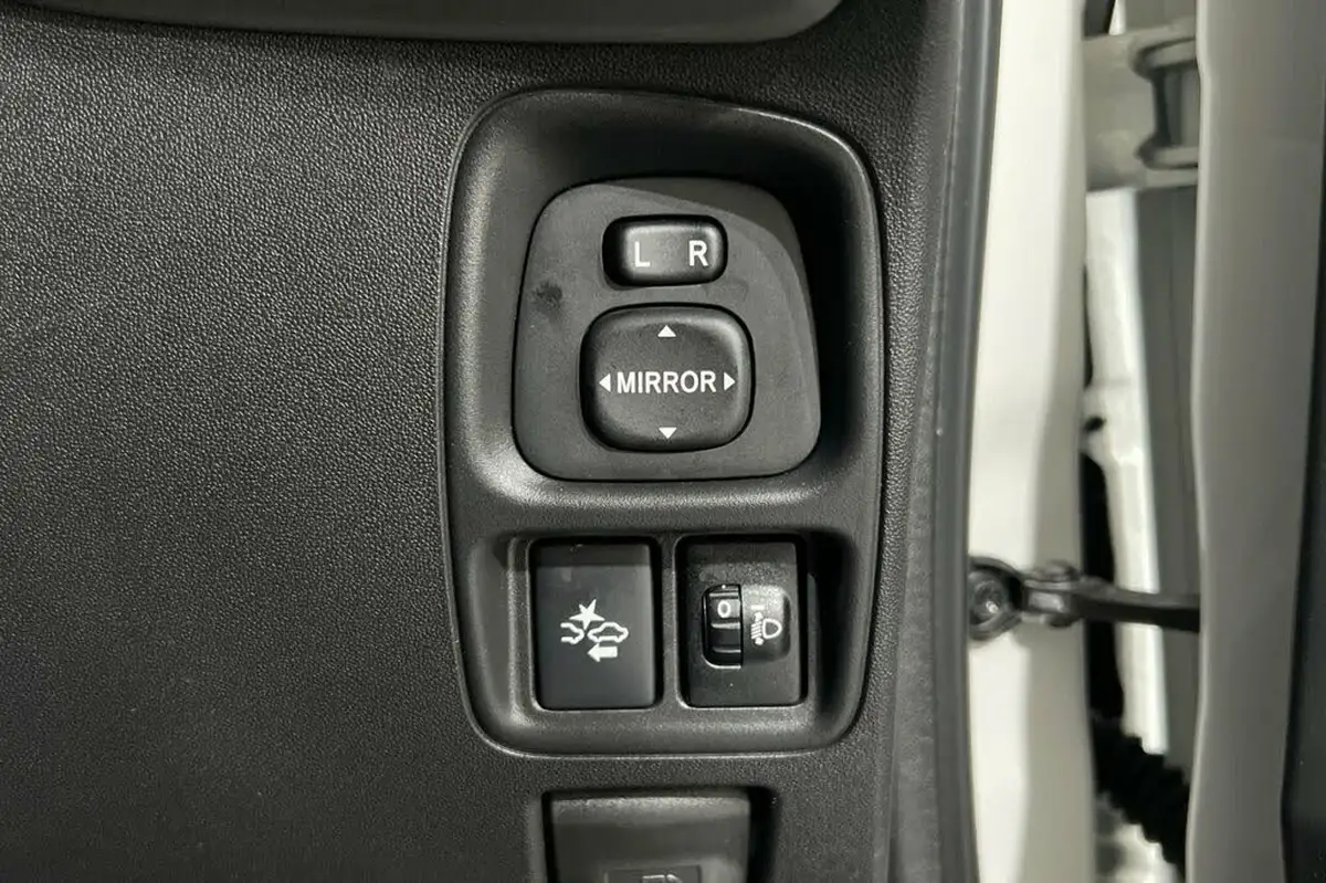 2021-toyota-aygo-10-vvt-i-x-play-tss-big-29