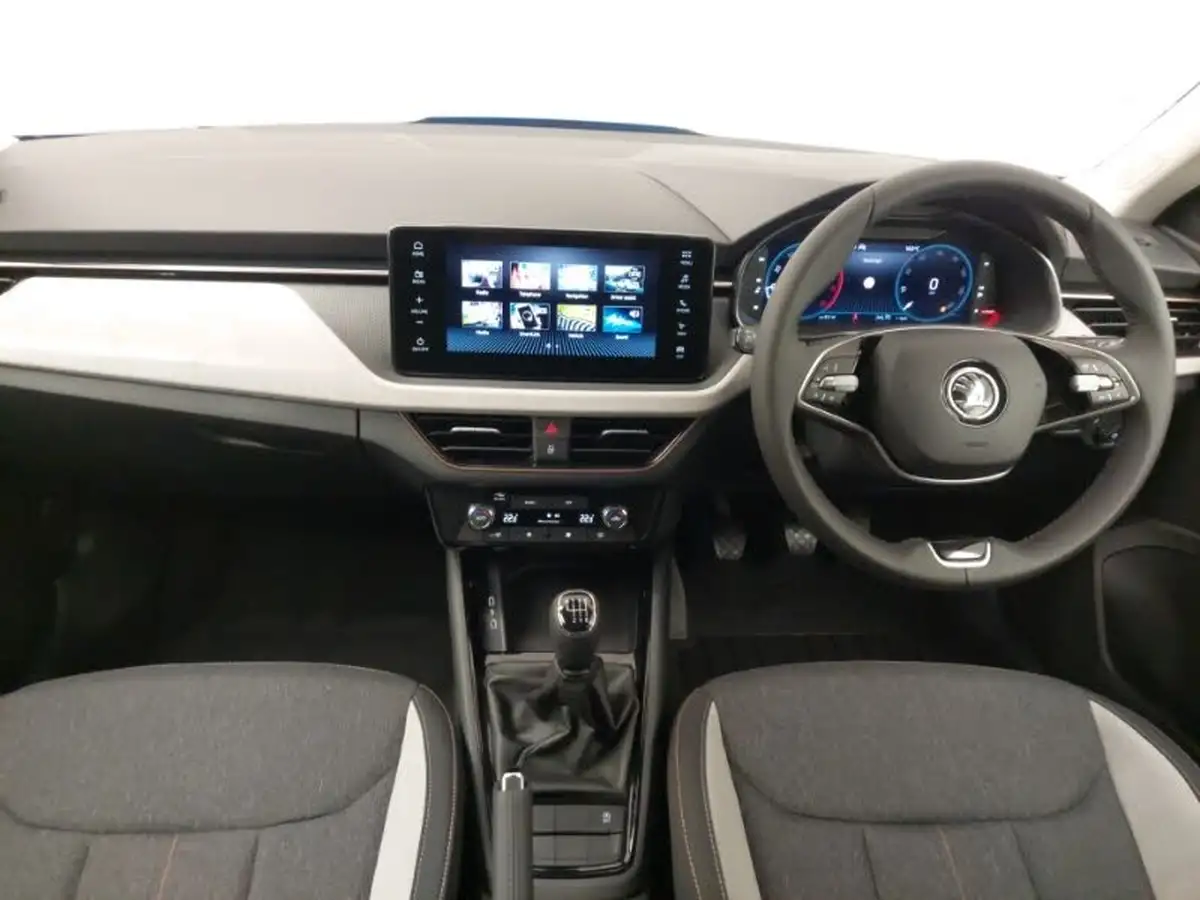 2024-skoda-kamiq-10-tsi-se-l-116ps-big-2