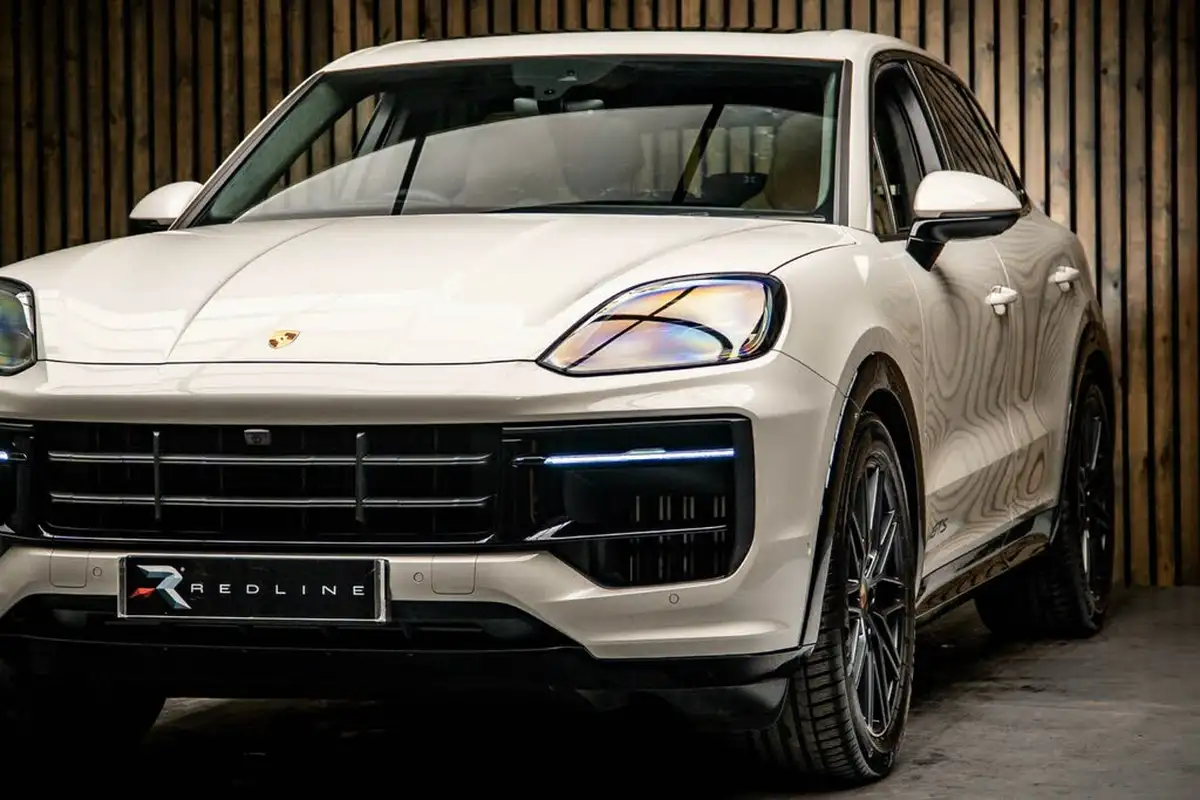 2024-porsche-cayenne-40-v8-gts-500ps-station-wagon-big-12
