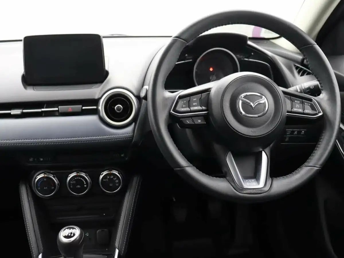 2021-mazda-mazda2-15-skyactiv-g-gt-sport-nav-light-stone-big-22