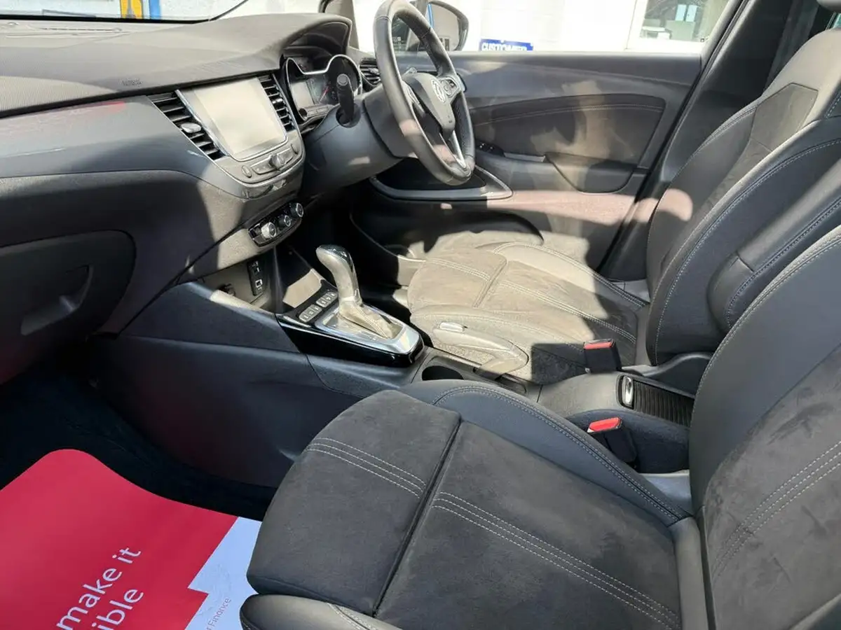2024-vauxhall-crossland-12-ultimate-130ps-auto-big-7