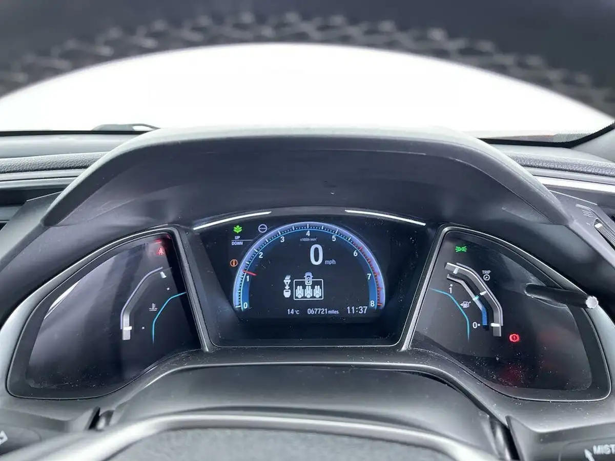 2019-honda-civic-10-vtec-turbo-sr-hatchback-5d-big-37