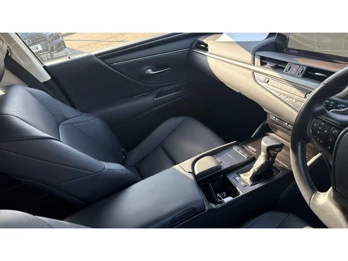 2021-lexus-es-300h-25-es-218bhp-without-navigation-big-13
