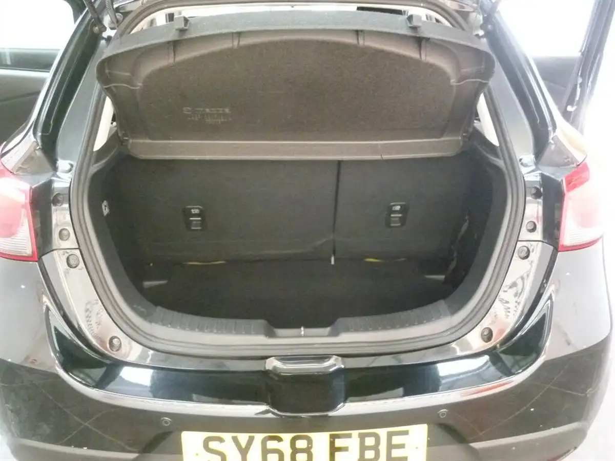 2018-mazda-mazda2-15-se-l-big-18