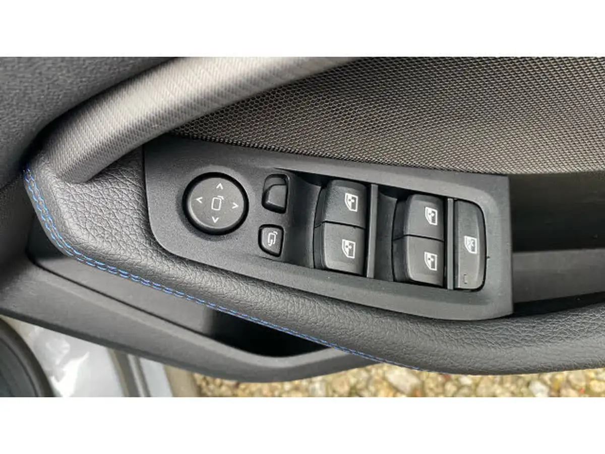 2024-bmw-2-series-20-m235i-xdrive-302bhp-big-33