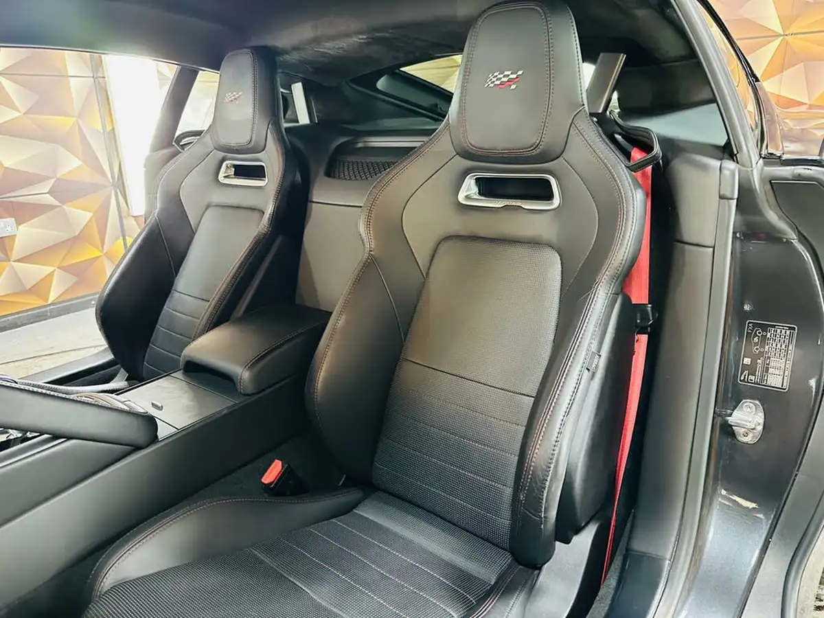 2019-jaguar-f-type-30-v6-sc-chequered-flag-340ps-coupe-big-12