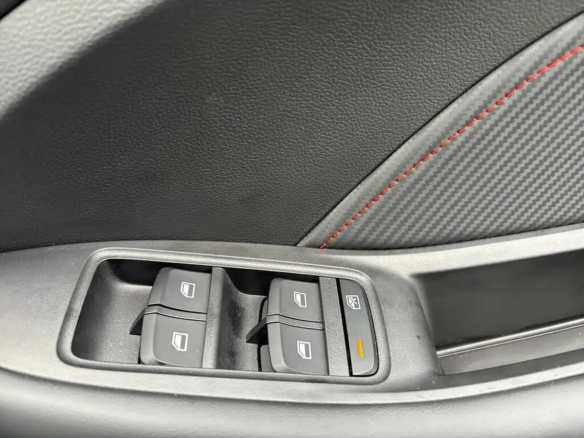 2024-mg-zs-suv-e-trophy-connect-ev-176ps-big-17
