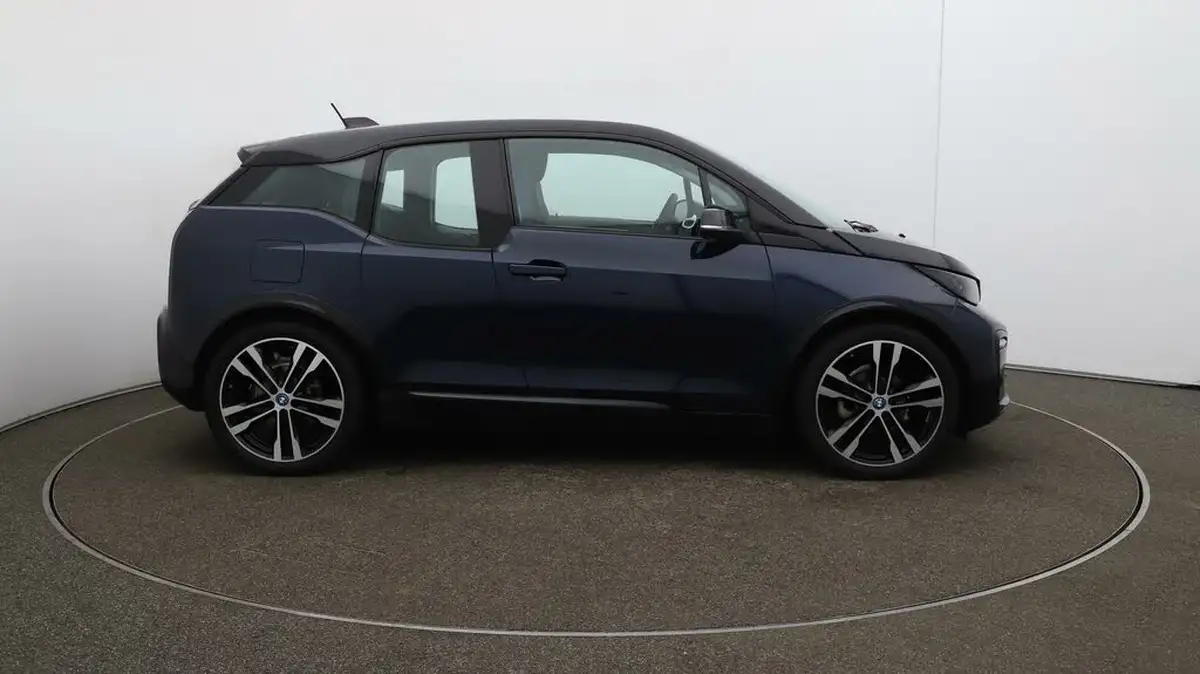 2022-bmw-i3-e-120-ah-s-big-40