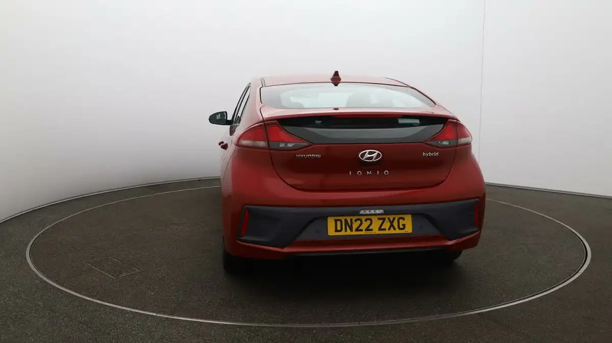 2022-hyundai-ioniq-16-gdi-premium-se-hybrid-big-58