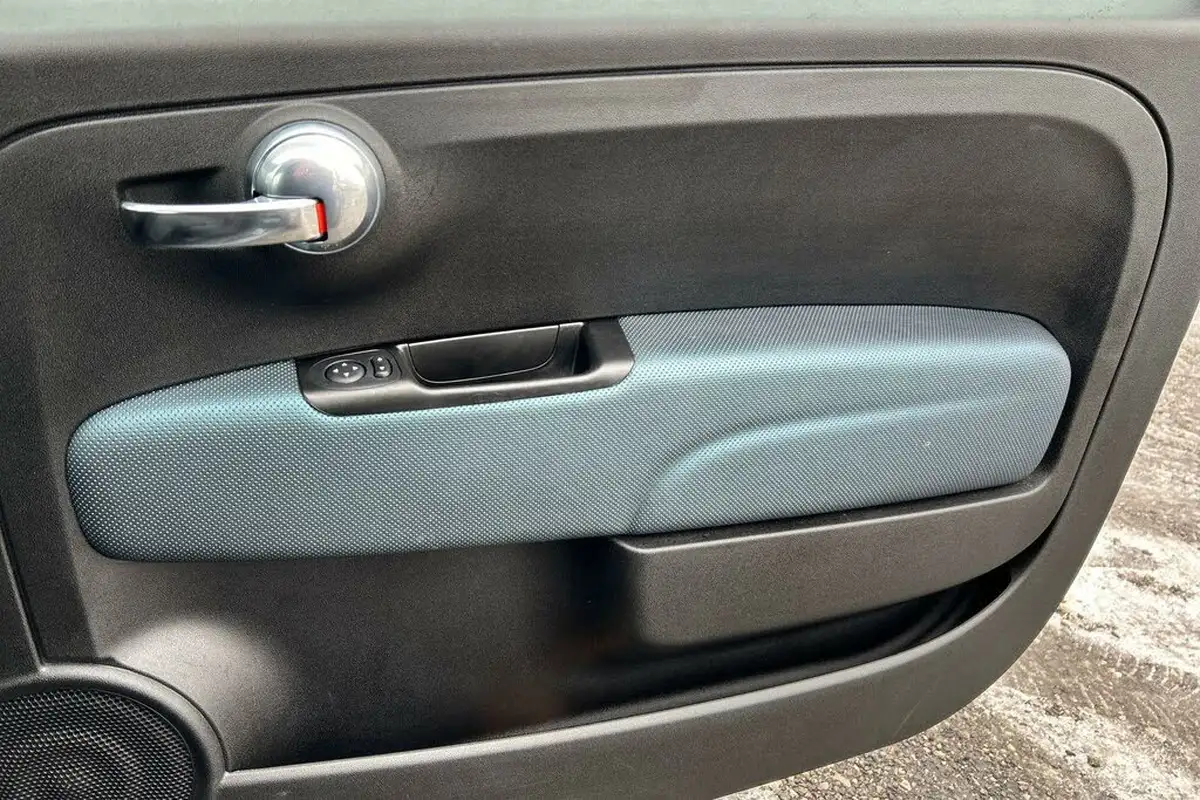 2020-fiat-500-10-launch-edition-big-17