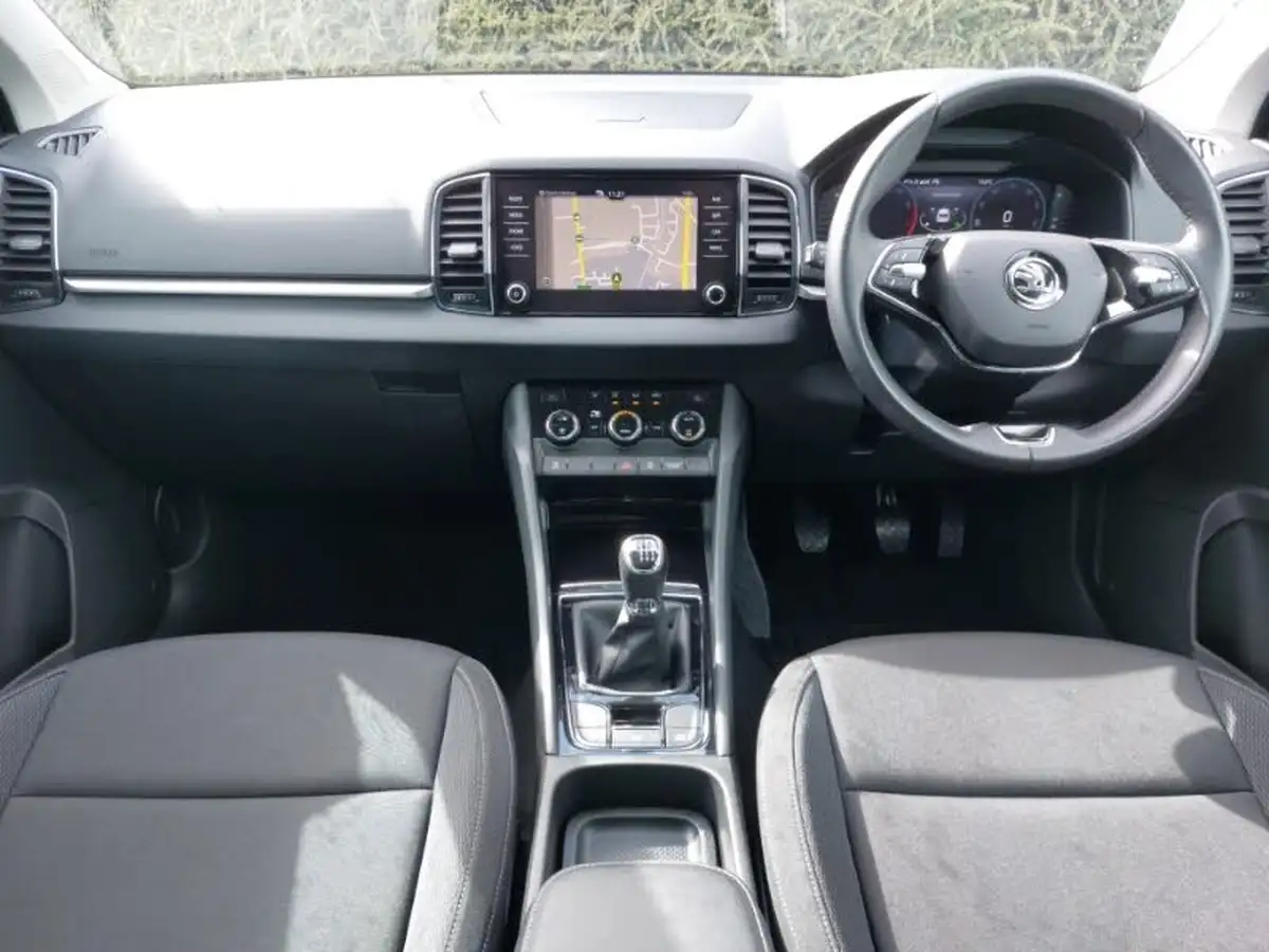 2023-skoda-karoq-10-tsi-se-drive-big-2