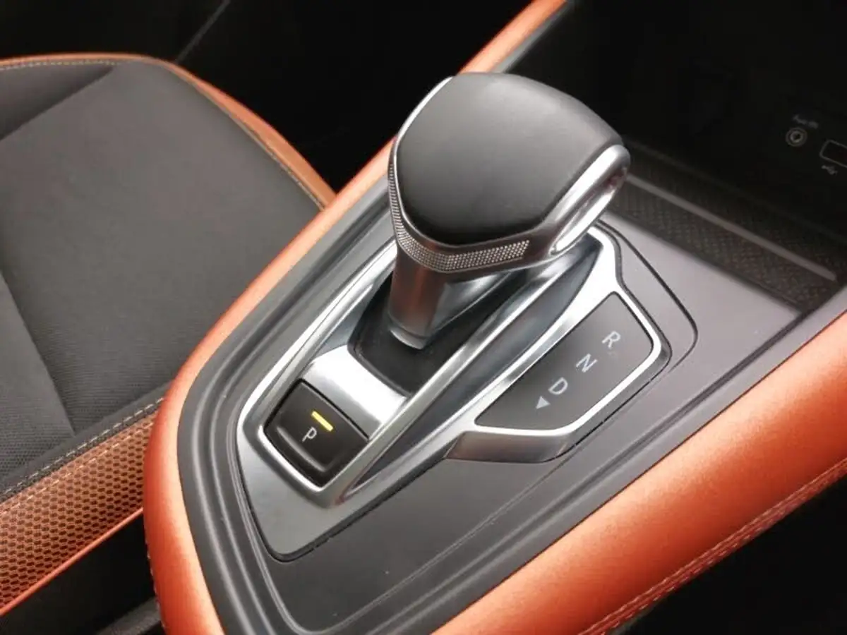 2020-renault-captur-13-tce-s-edition-155bhp-edc-auto-big-14