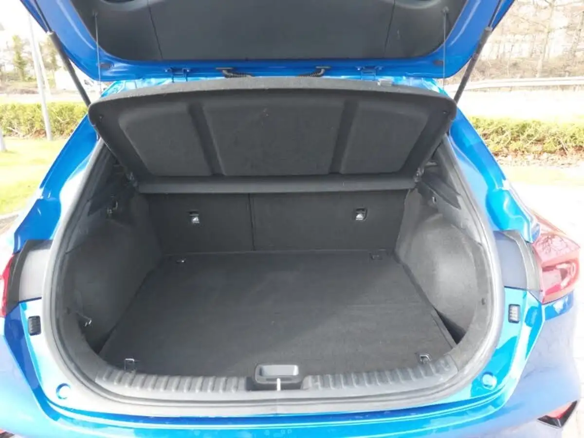 2022-kia-xceed-10-t-gdi-connect-big-7