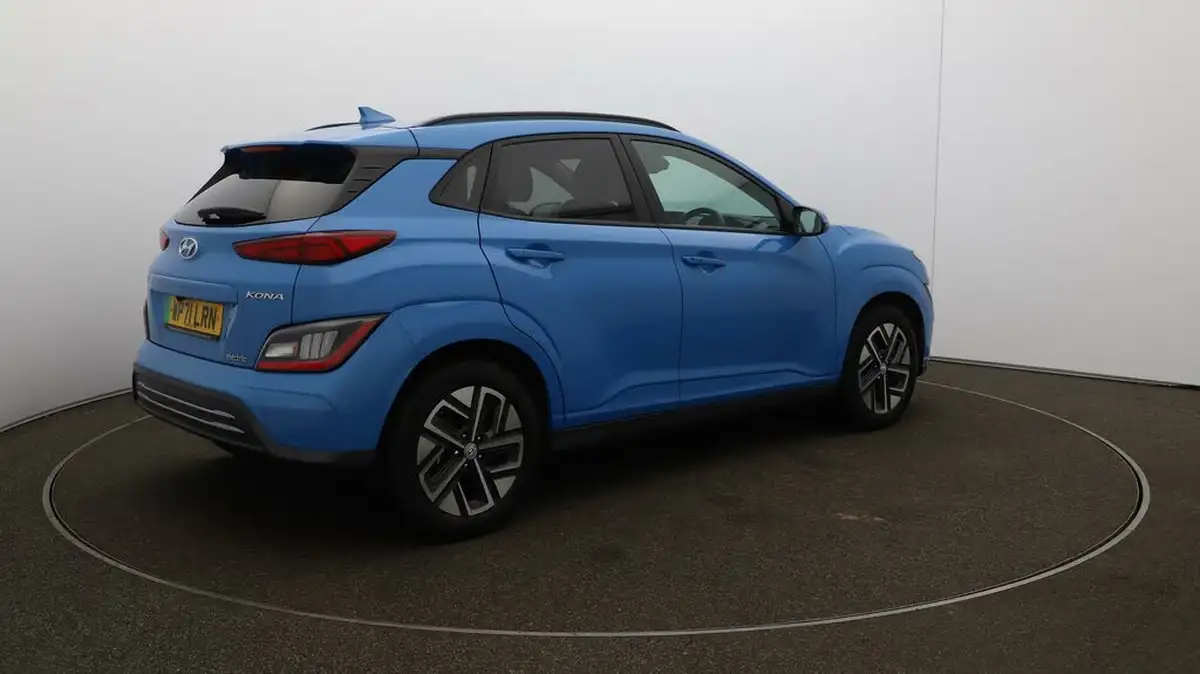 2022-hyundai-kona-e-premium-204ps-64kwh-7kw-obc-big-44