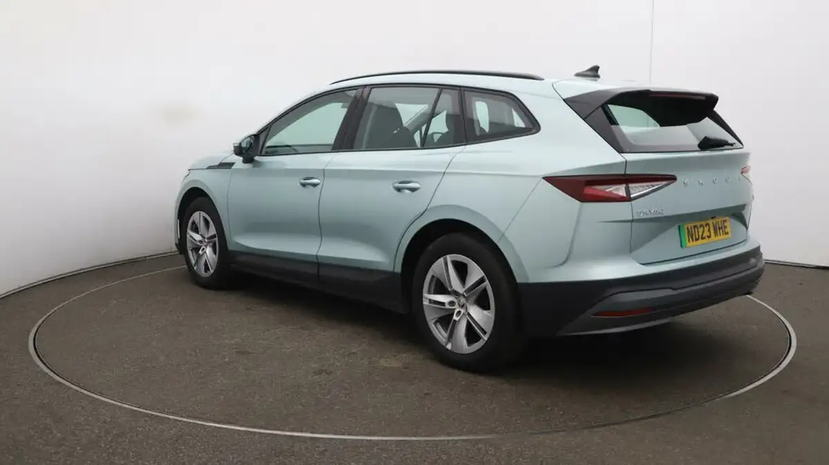 2023-skoda-enyaq-e-60-big-60