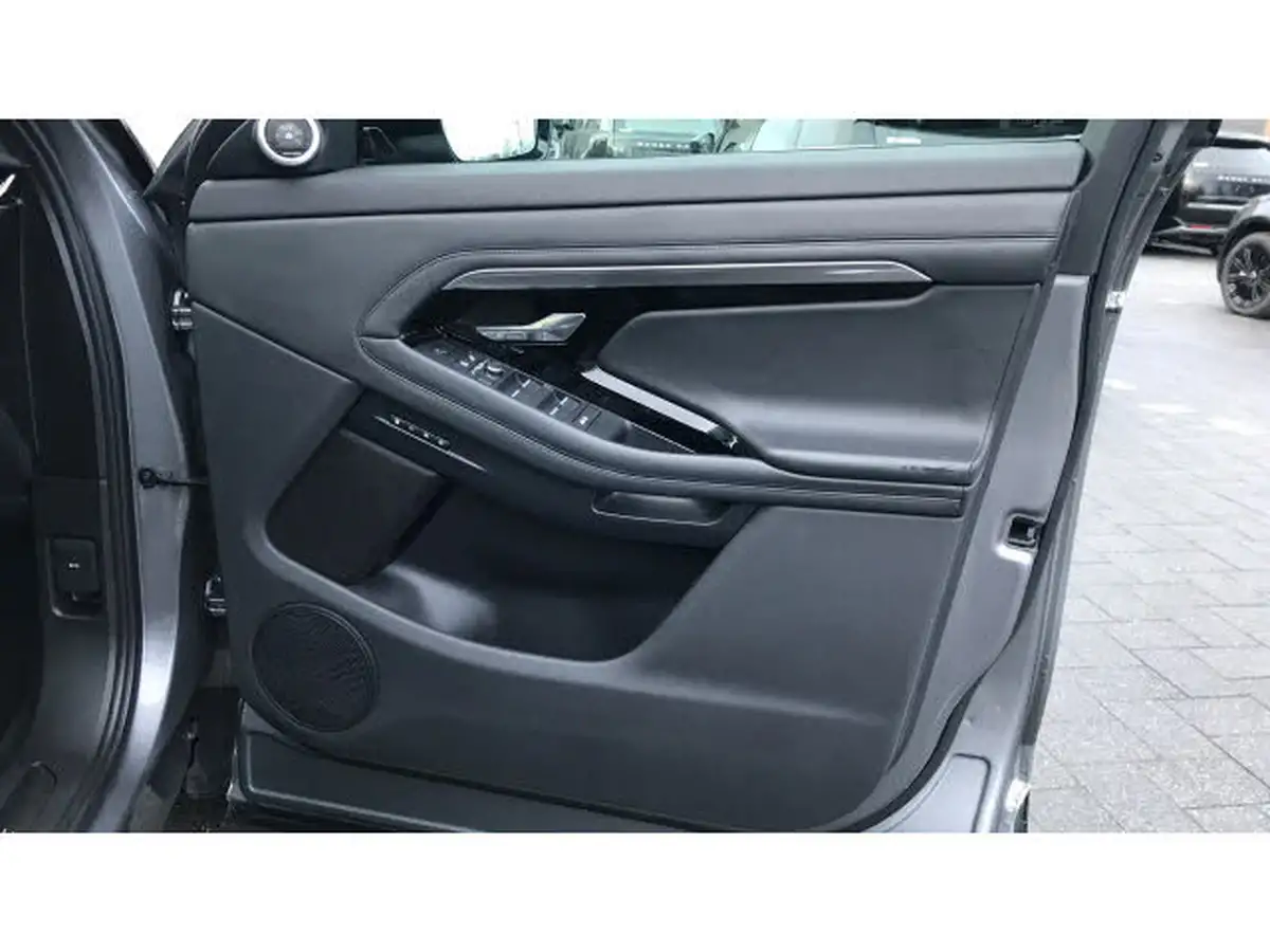2019-land-rover-range-rover-evoque-20-d180-r-dynamic-hse-big-24