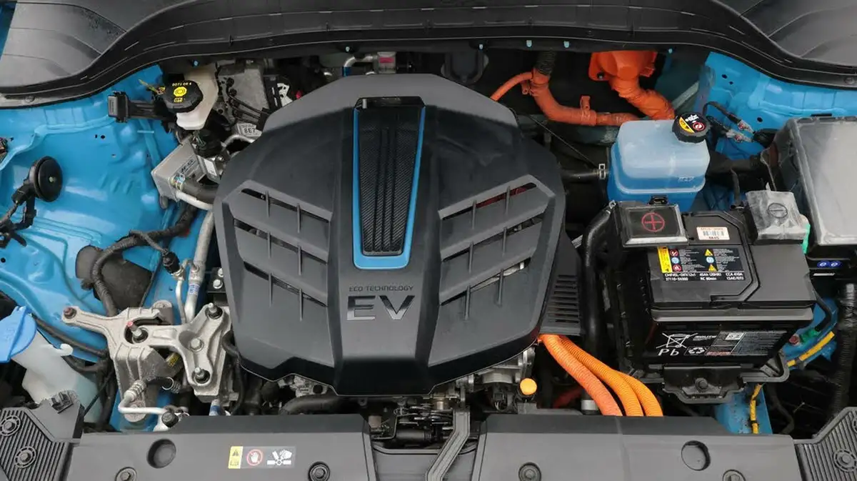 2021-hyundai-kona-e-ultimate-big-19