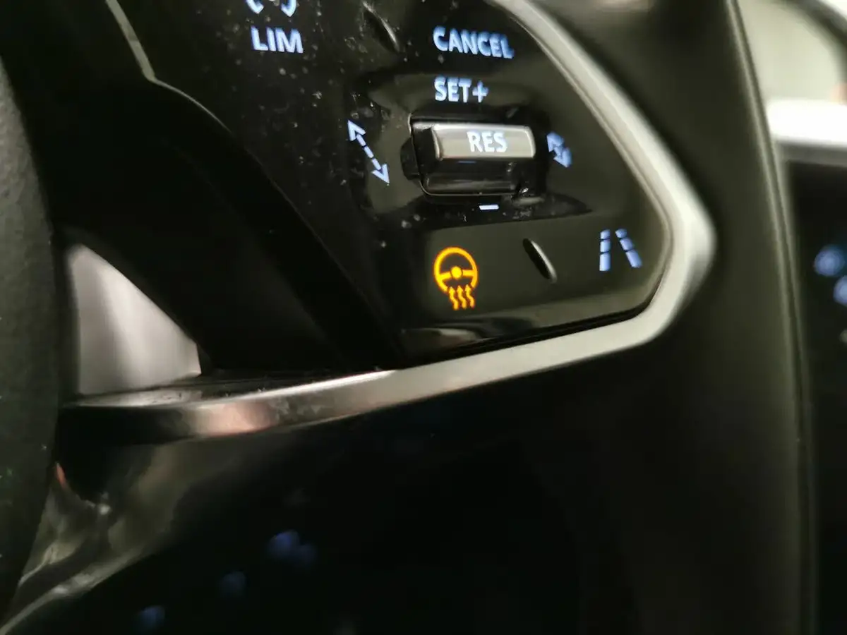 2021-jaguar-i-pace-ev400-hse-big-18