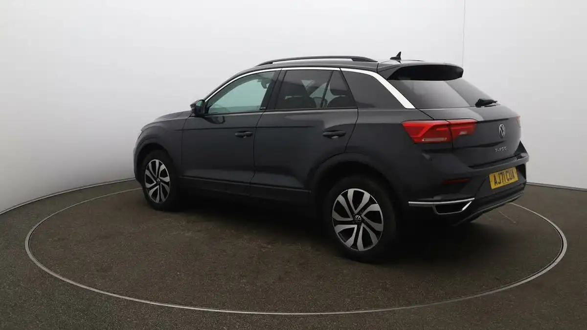 2022-volkswagen-t-roc-10-tsi-active-hatchback-5d-big-55